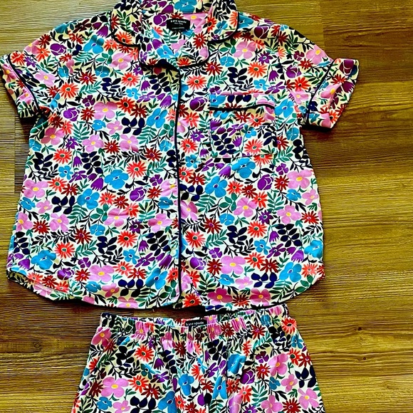 kate spade Other - Kate Spade button collared Pajama Set Floral size Small